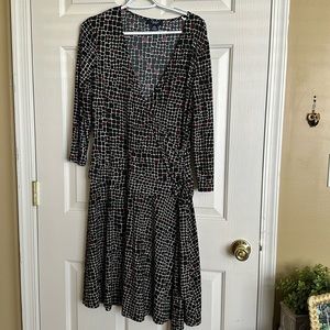 Very flattering Dress by Chaps